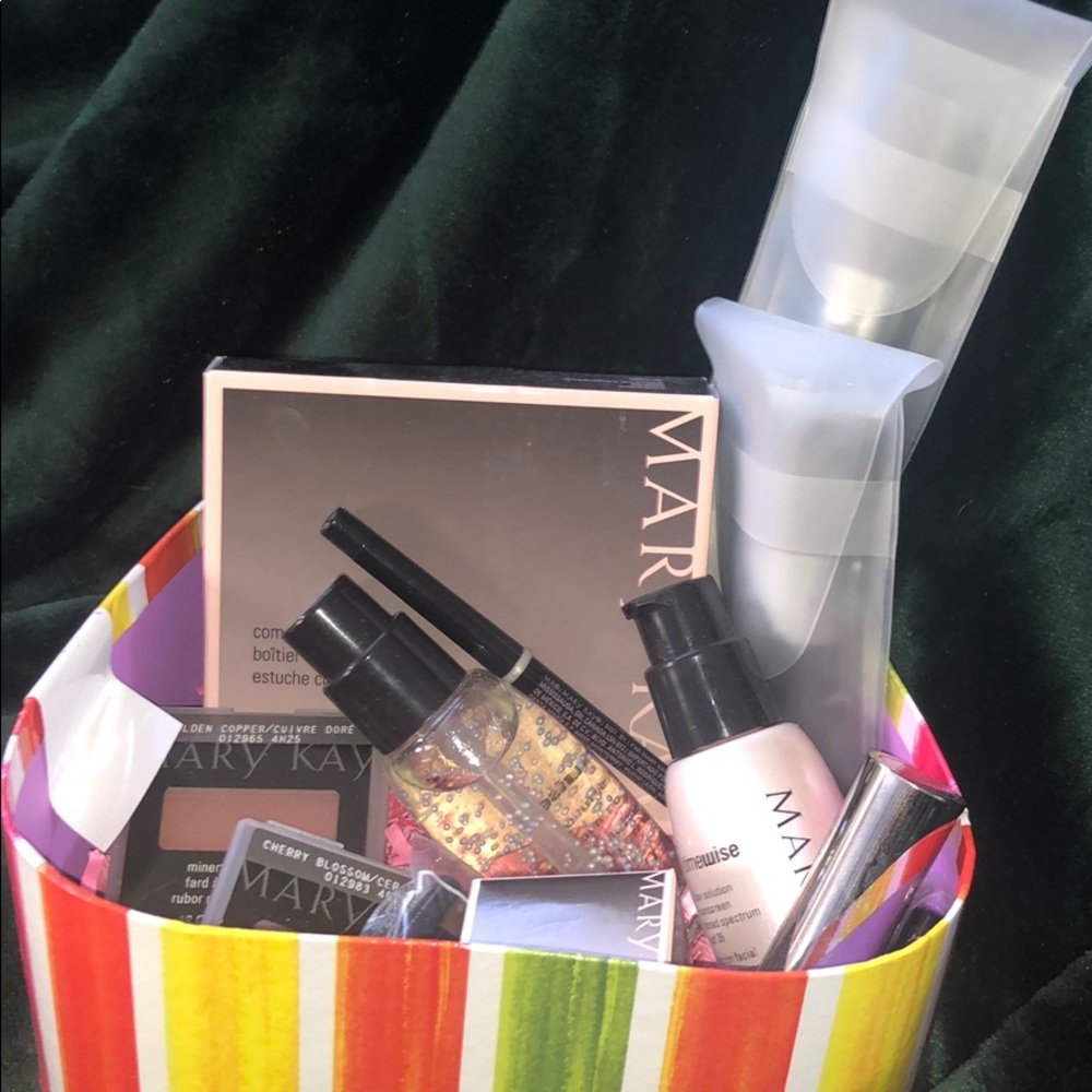 Mary Kay Bundle :